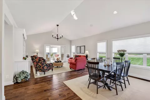 Dining - 6706 Conservancy #17, Deforest, WI 53532 photo 3 of 4