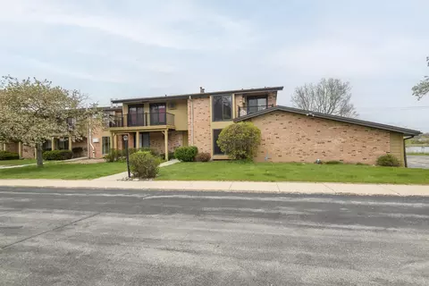 8749 N 72nd #2, Milwaukee, WI 53223