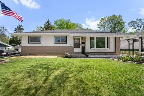 1447 S Grand, Waukesha, WI 53189