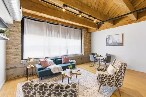 234 E Reservoir #104, Milwaukee, WI 53212