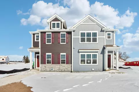 1470 Olde Highlander, Oconomowoc, WI 53066