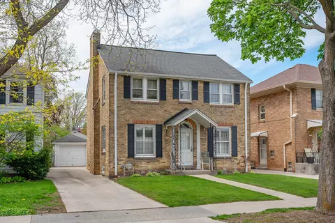 2941 N 72, Milwaukee, WI 53210