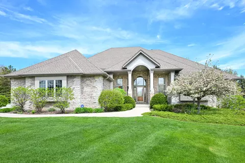 n52w21298 Golfview, Menomonee Falls, WI 53051