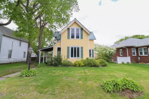 1608 W La, Crosse, WI 54601