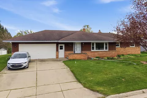 103 E Prospect, Plymouth, WI 53073