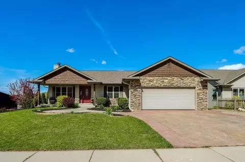 1640 Great Frst, West Bend, WI 53090