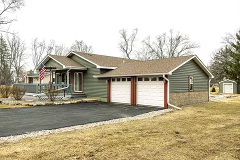 8716 378th, Randall, WI 53105