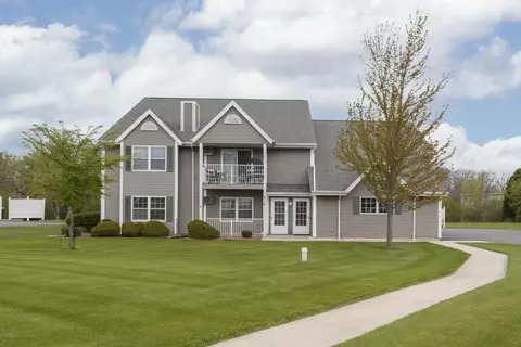 214 Minz Park #1, West Bend, WI 53095