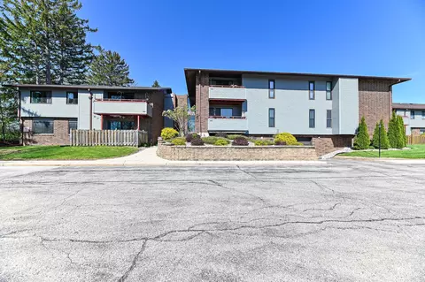 Exterior - 7941 S 68th #404, Franklin, WI 53132 photo 8 of 11