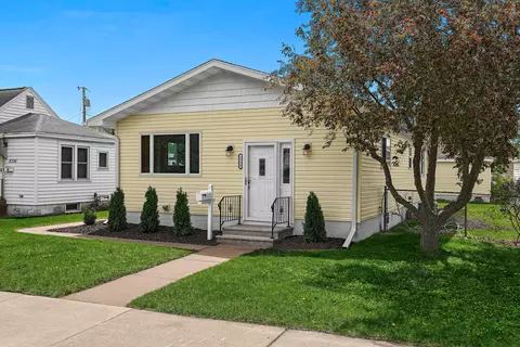 2304 Denton, La Crosse, WI 54601