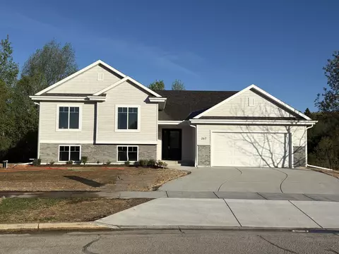 267 Cardinal, Sullivan, WI 53178