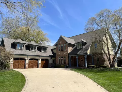 106 Michigan, Racine, WI 53402