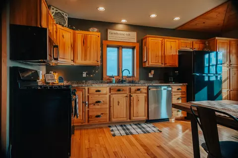 e847 County Road S, Red River, WI 54217