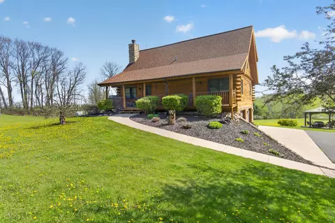 n773 Schultz Lane, Auburn, WI 53010