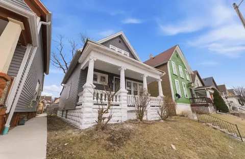 926 S 35th, Milwaukee, WI 53215