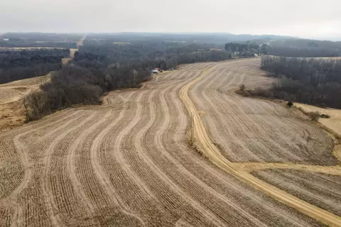Lt1 St. Charles, Cassville, WI 53806