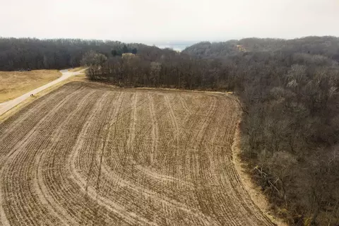 Lt3 St. Charles, Cassville, WI 53806