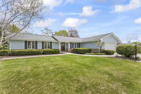 9906 N Concord, Mequon, WI 53097