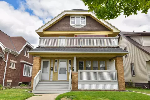 422 W Harrison #424, Milwaukee, WI 53207