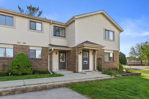 5736 Cambridge, Racine, WI 53406
