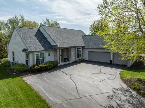 w351n5700 Westshore, Oconomowoc, WI 53066