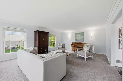 Living - 480 E Calumet, Fox Point, WI 53217 photo 3 of 5