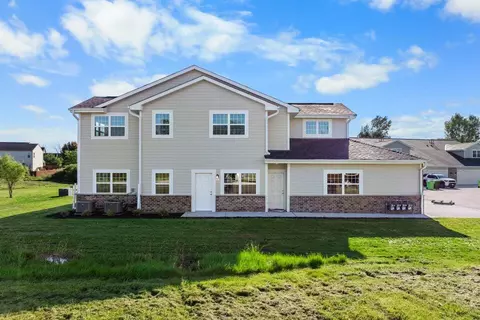 465 Hillary #D, Johnson Creek, WI 53038