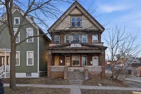 433 N 29th #435, Milwaukee, WI 53208