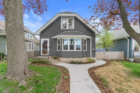 3260 S Dayfield #3260A, Milwaukee, WI 53207