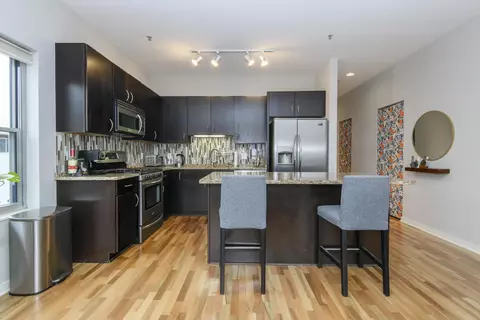 1902 N Commerce #308, Milwaukee, WI 53212