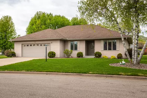2723 Meadow Lark, Holmen, WI 54636