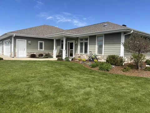 n850 North Water Street, Emmet, WI 53098