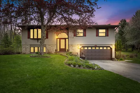 4953 Lake, West Bend, WI 53095