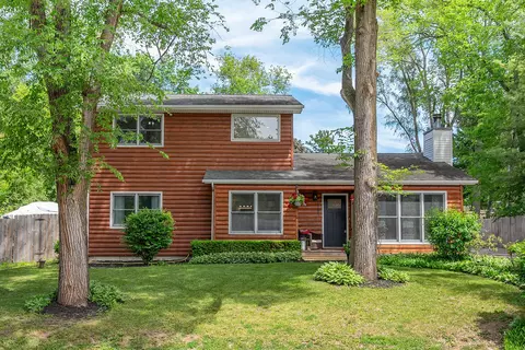 w160 Lilac Avenue, Bloomfield, WI 53128