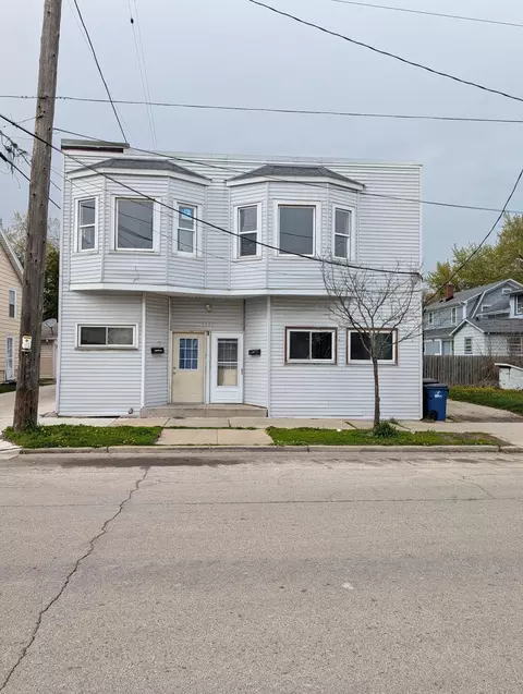 3010 17th, Racine, WI 53405