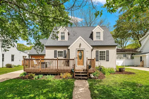 211 N Rusk, Viroqua, WI 54665
