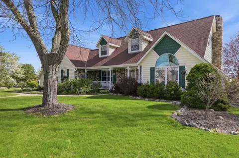 211 Erin, West Bend, WI 53095