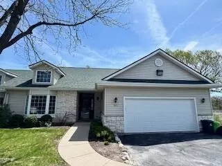 267 Cardinal, Hartland, WI 53029