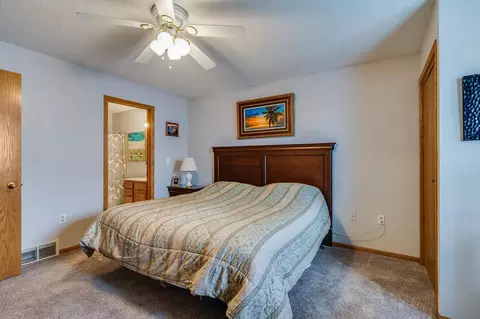 Bedroom - 219 Heritage, Onalaska, WI 54650 photo 2 of 5