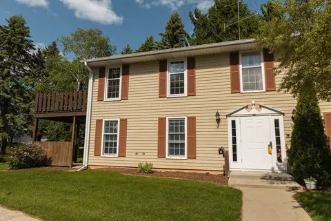 3907 Country #C, Sheboygan, WI 53081
