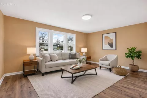 3217 N 12th, Milwaukee, WI 53206