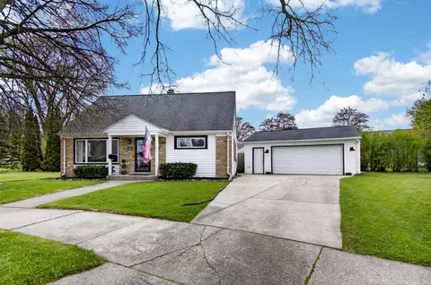3206 Lakeview, Racine, WI 53402