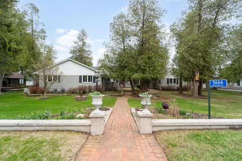 5666 Cedar Bch, Belgium, WI 53004
