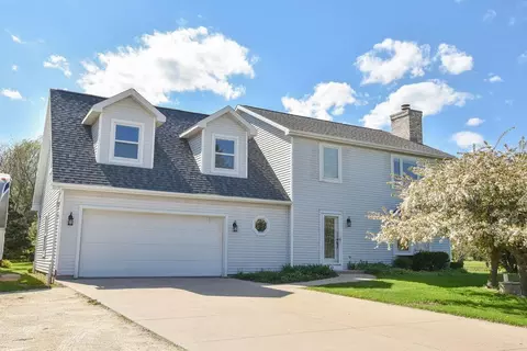 511 Cheyenne, Grafton, WI 53024