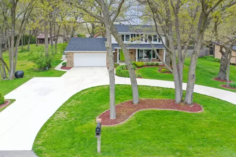8710 Lakeshore, Pleasant Prairie, WI 53158