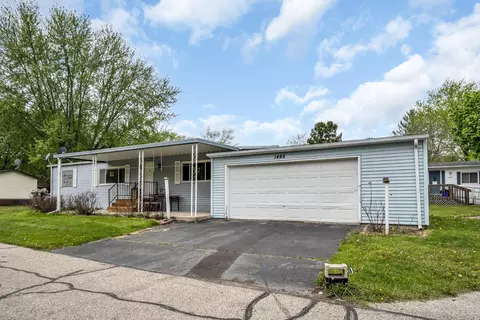1488 Greenfield, Burlington, WI 53105