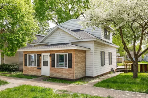 1020 Farnam, La Crosse, WI 54601