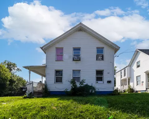 1124 Lasalle, Racine, WI 53404