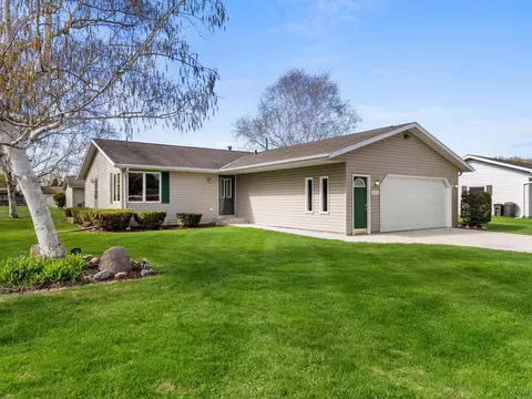 3903 Madeline, Manitowoc, WI 54220
