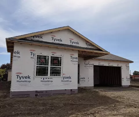 4817 37th, Kenosha, WI 53144